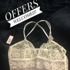 NEW Bralette Small NWT Lace GapBody